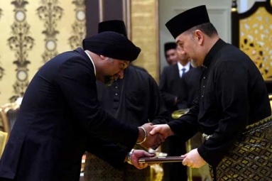 Indian-Origin Sikh Man Becomes Malaysia&rsquo;s Cabinet Minister