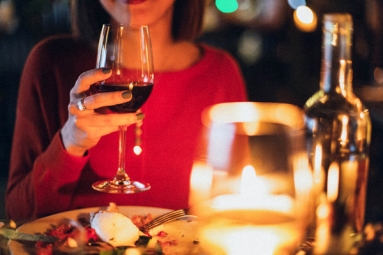 10 Amazing Health Benefits of Guzzling Red Wine