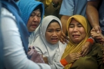 agency, Indonesia plane, indonesia s lion air flight with 189 on board crashes into sea, Airasia