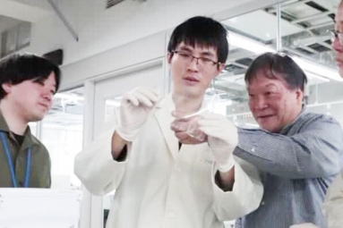 Scientists making new Plastic that dissolves in Water