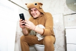 Phone Usage on Toilet painful disease, Phone Usage in Toilet, using your phone on the toilet will invite a painful disease, Rafael