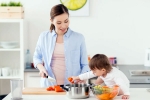 Lactating moms breaking updates, Lactating moms health, three nutrient packed foods to re energise lactating moms, Heel